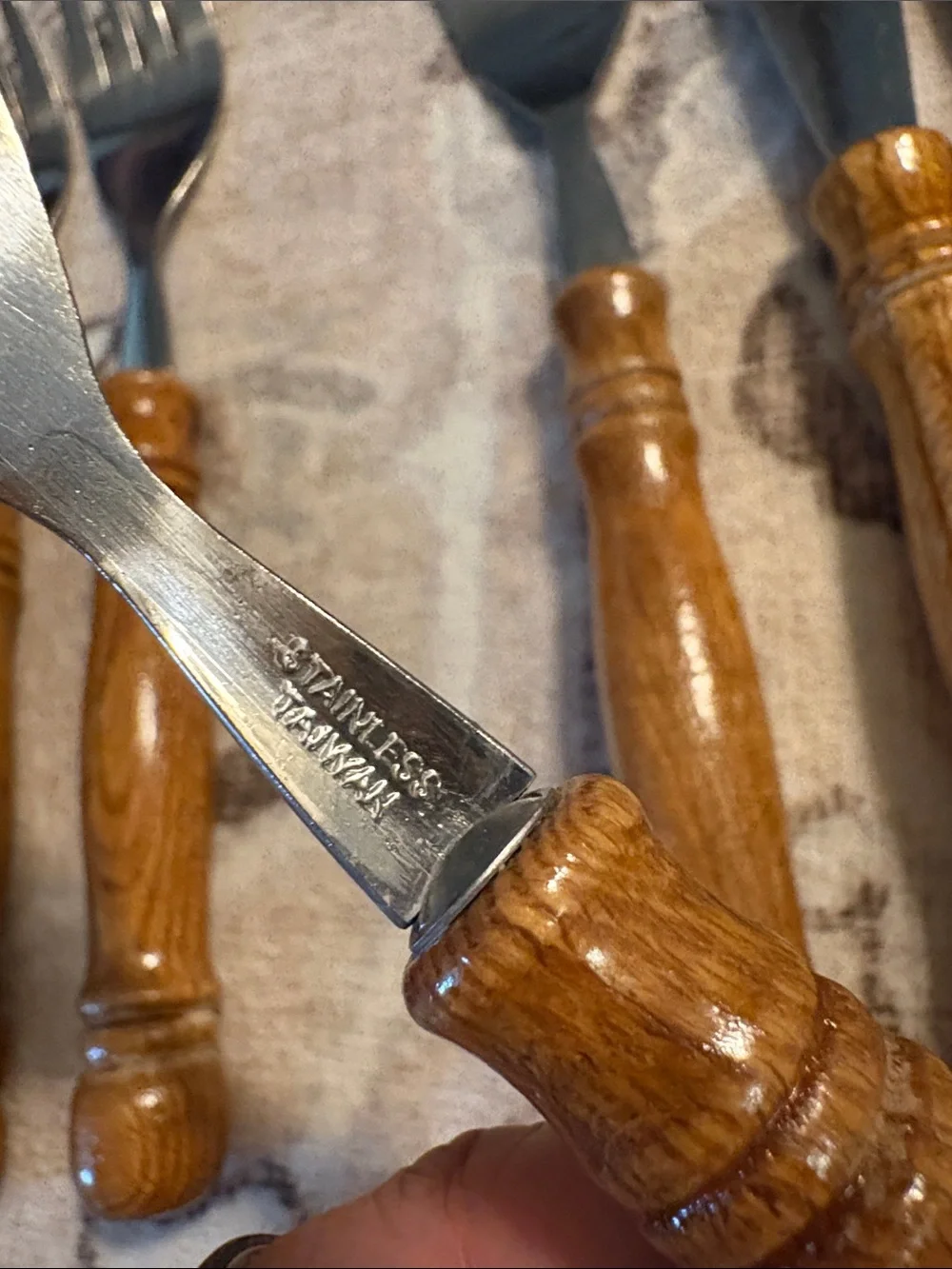 N/A elegant wood